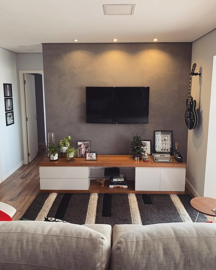 sala de estar simples e aconchegante