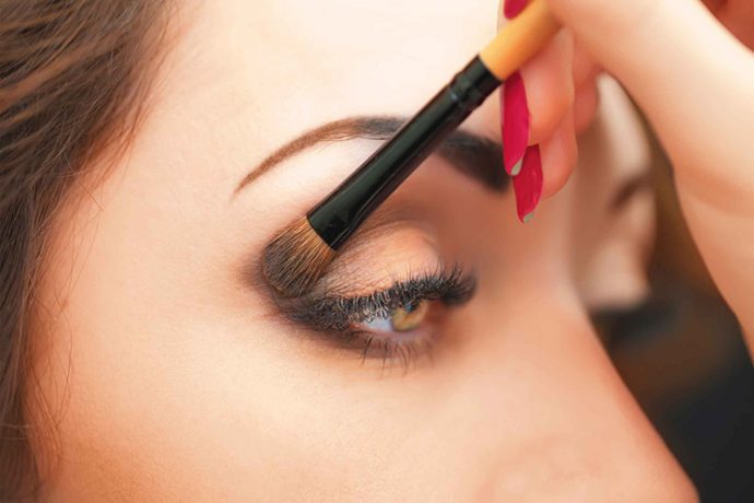 delineado para olhos caídos