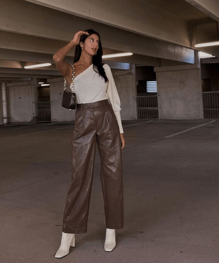looks com calça de couro skinny